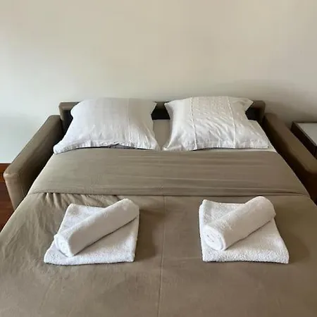 Avec Balcon Vue Tour Eiffel Paris