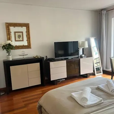 Avec Balcon Vue Tour Eiffel *