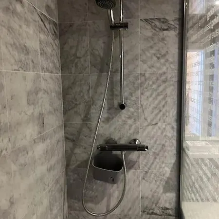 Avec Balcon Vue Tour Eiffel * Paris