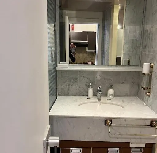 Avec Balcon Vue Tour Eiffel باريس